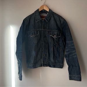 Levi’s Men's slim  Denim Trucker Jacket size M